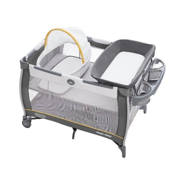 Graco- Corral , cambiador y moises Care Suite