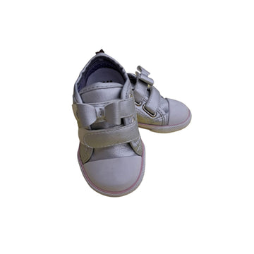 B4baby- zapatos gris con chonga