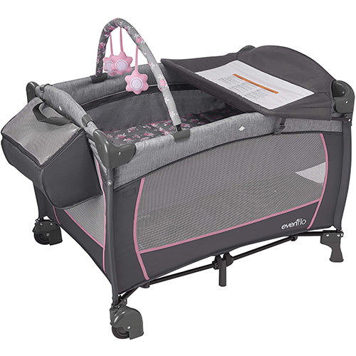Corral cuna con cambiador y móvil babysuit poppy Evenflo
