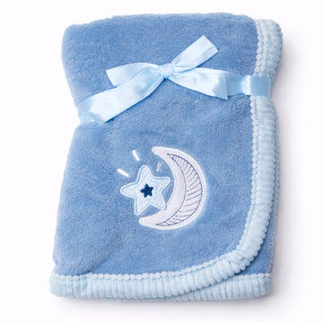 Revco- Cobija azul con estampado luna y estrella.