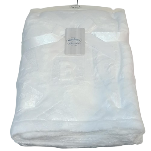 Revco- Cobija blanco con estampado de A B C.